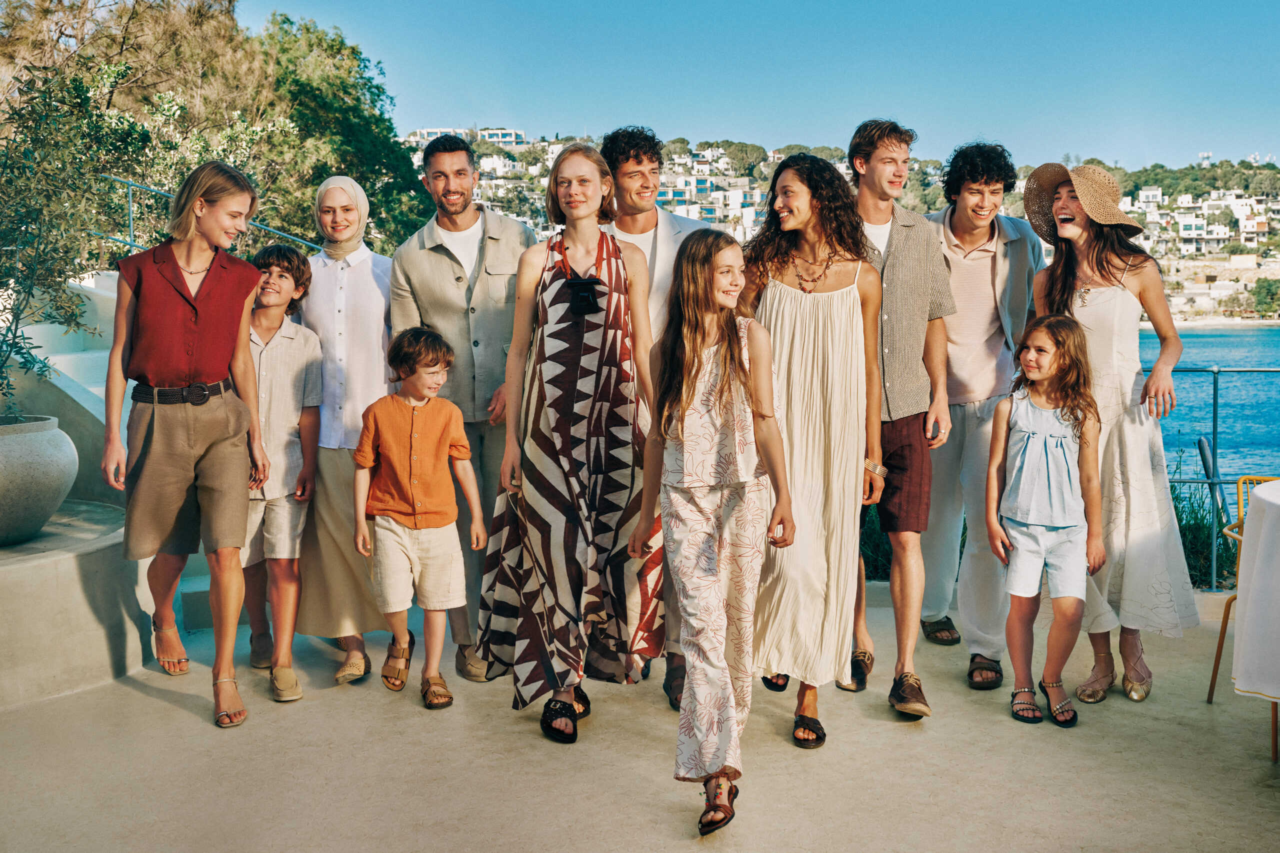 LC Waikiki, yeni reklam filmini “Yaz Trendlerinde Buluşuyoruz” sloganıyla yayınladı